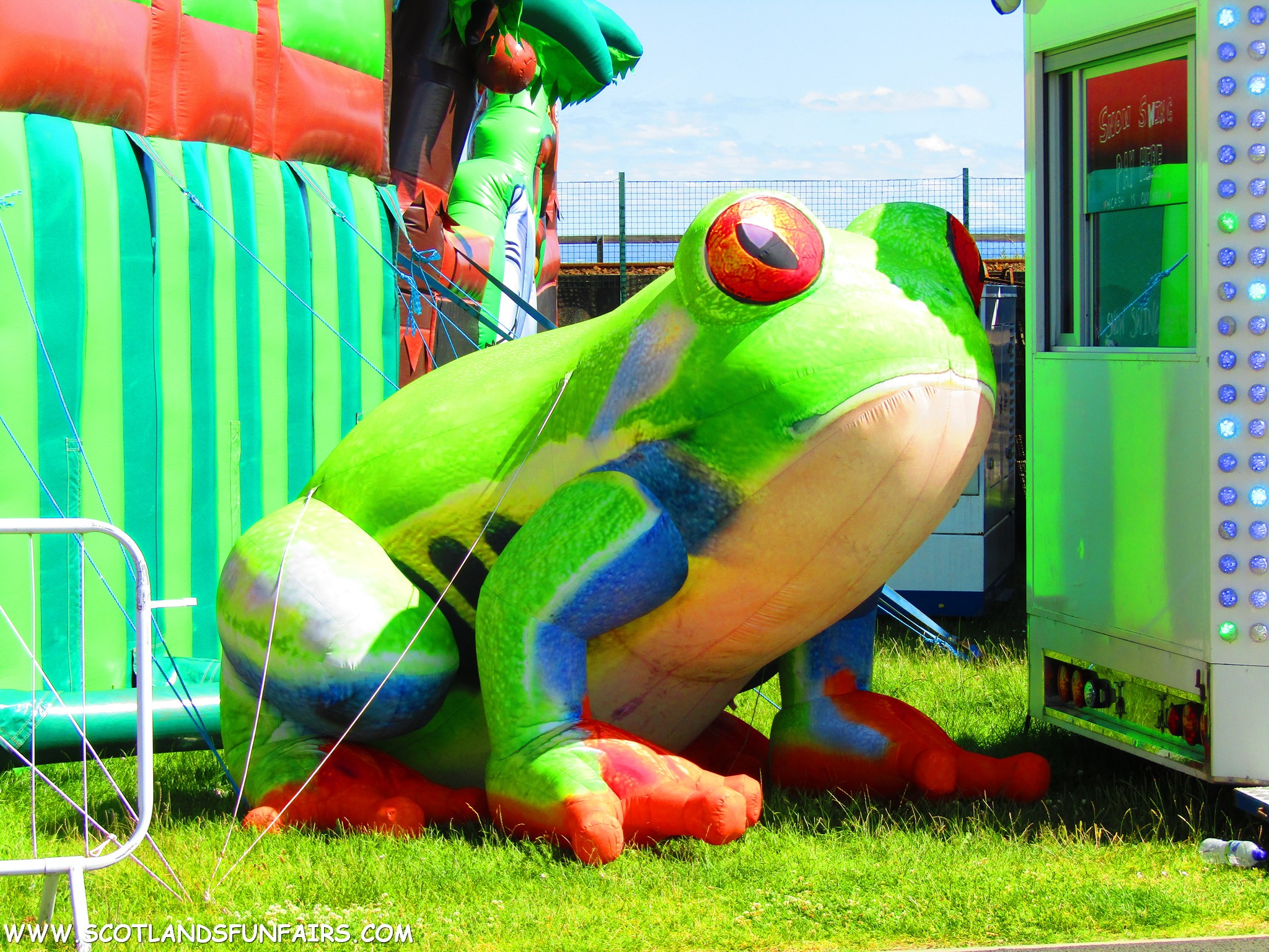 David Thomsons Inflatable Playarea