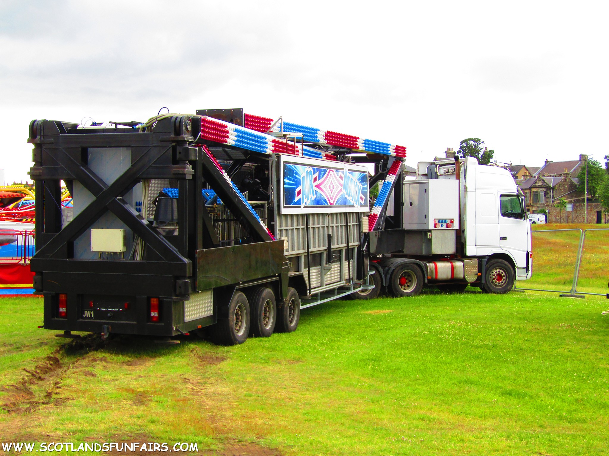 Joanthan Wheatleys Volvo & Afterburner Load