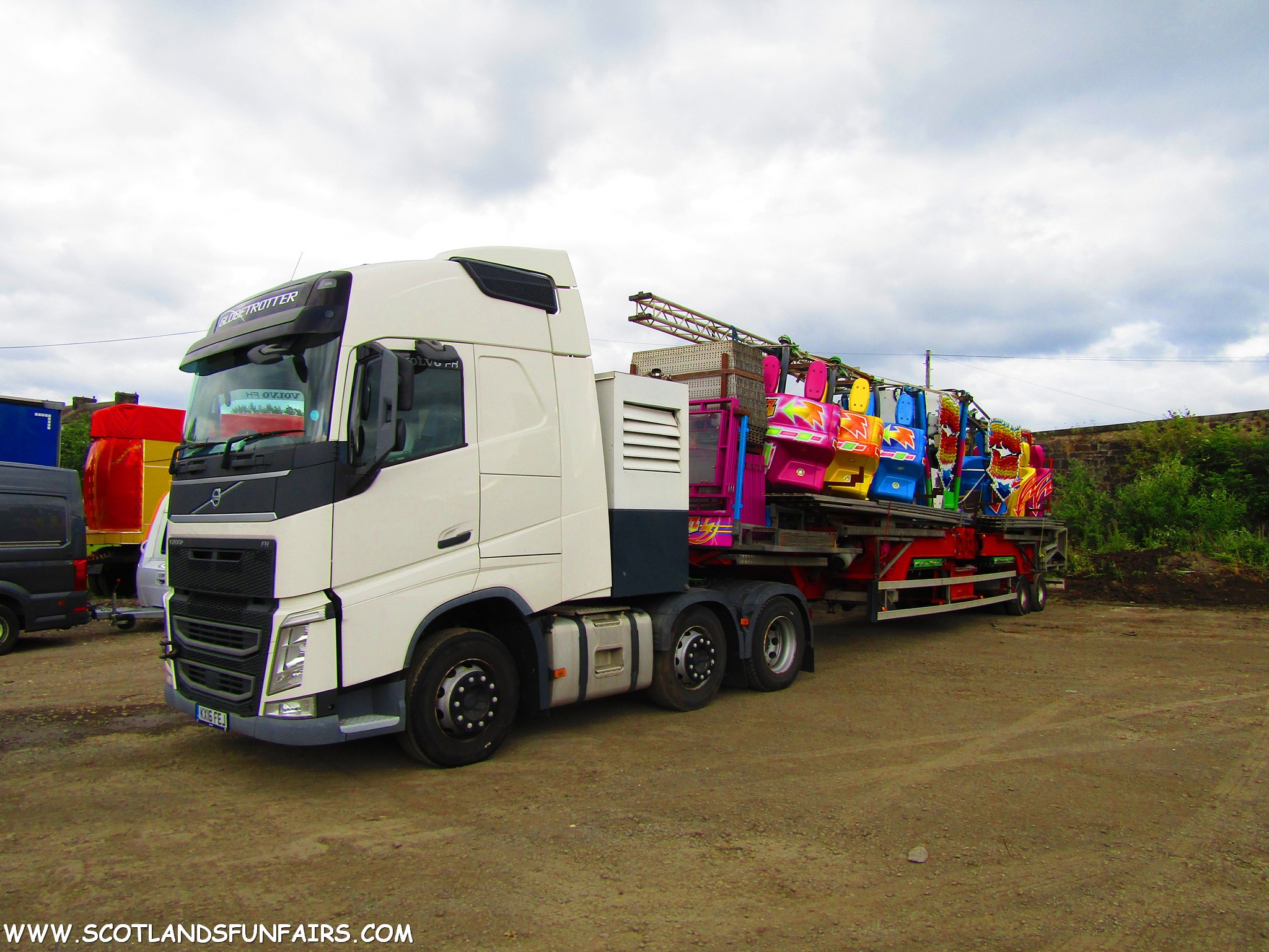 Jonathan Wheatleys Volvo & Fun Factory Load