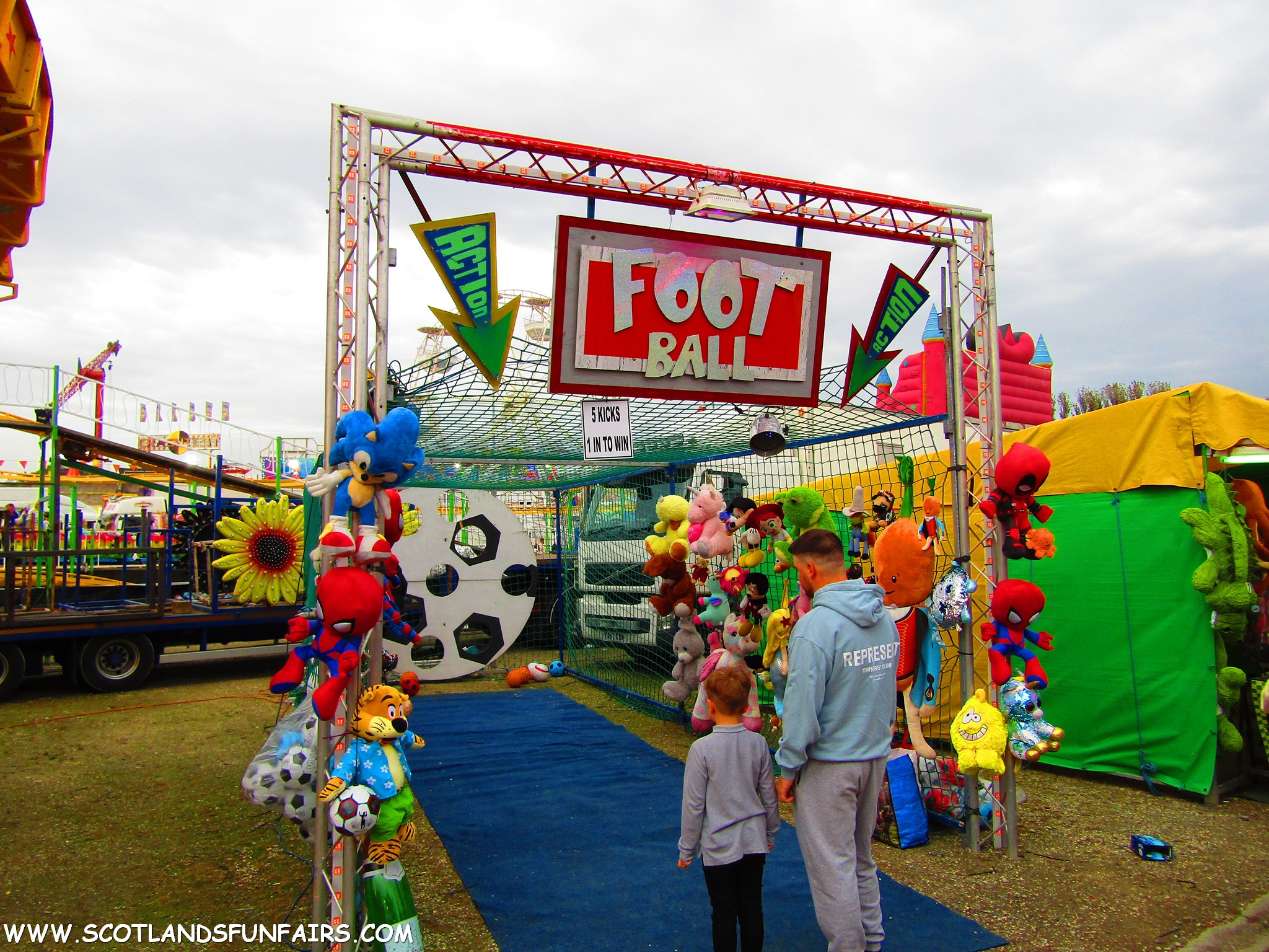 Reece Newsomes Kicker