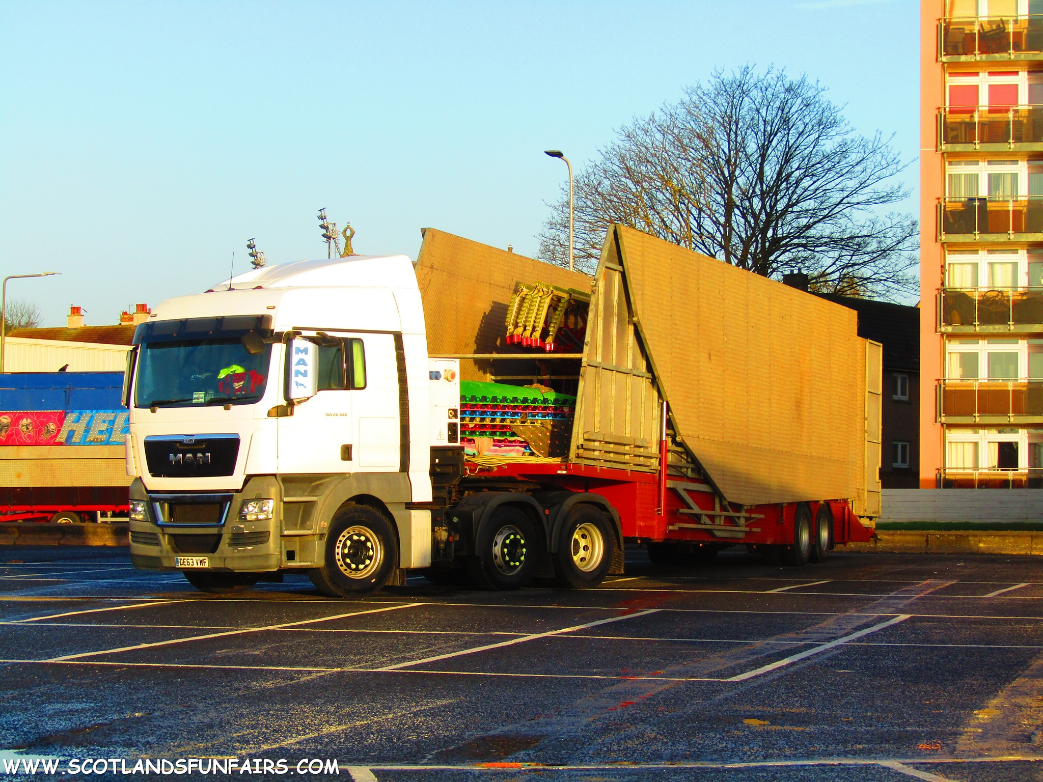 Christian Whites Skydiver Load