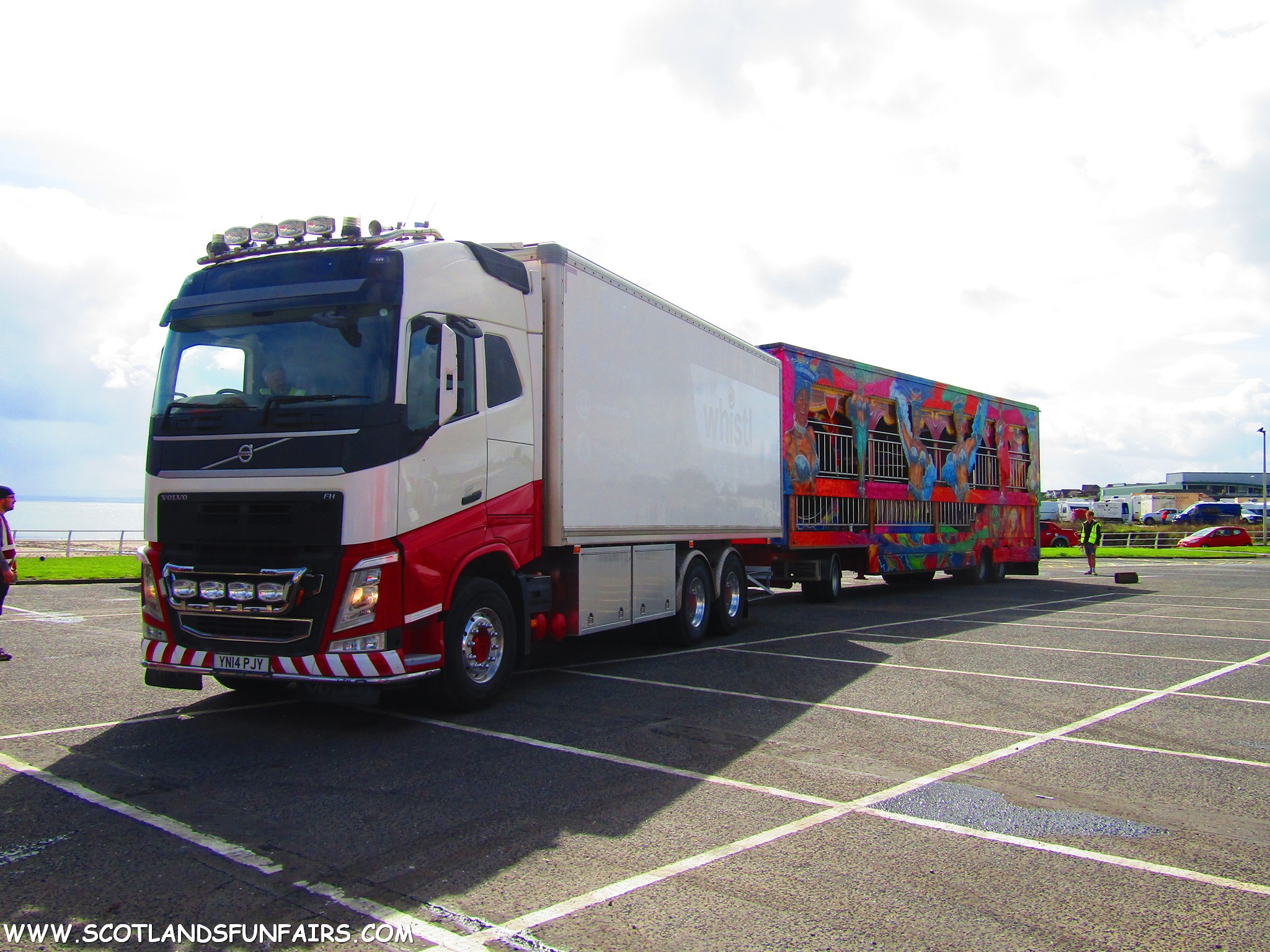 Edwin Pinders Funhouse Load