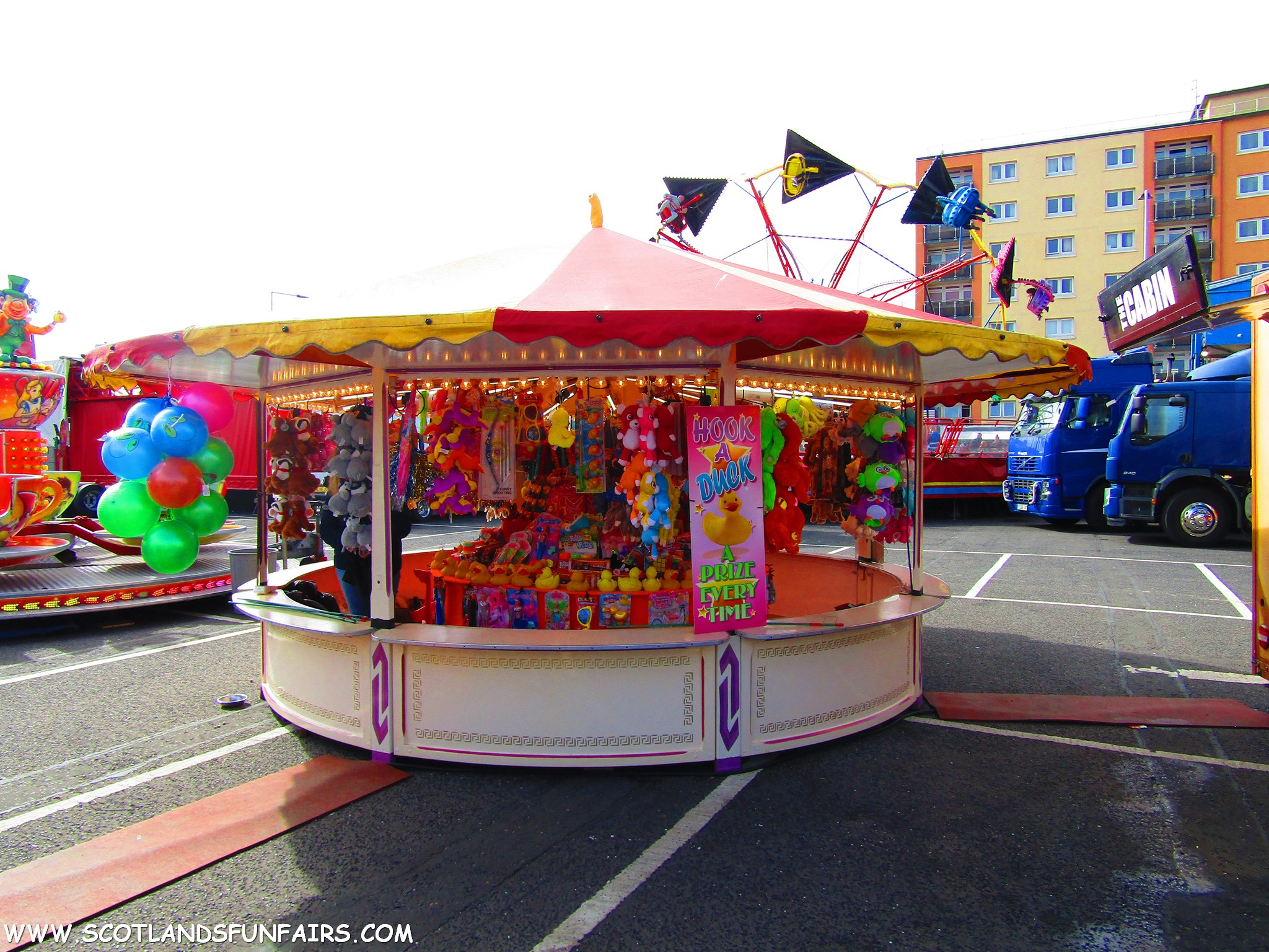 Lydia Pinders Hoopla