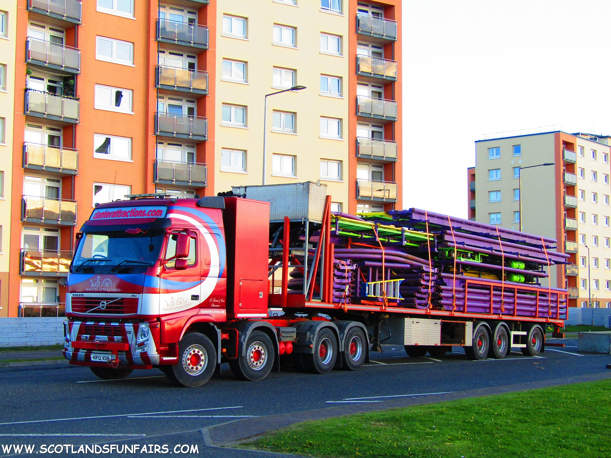 Abie Danters Rollercoaster Load