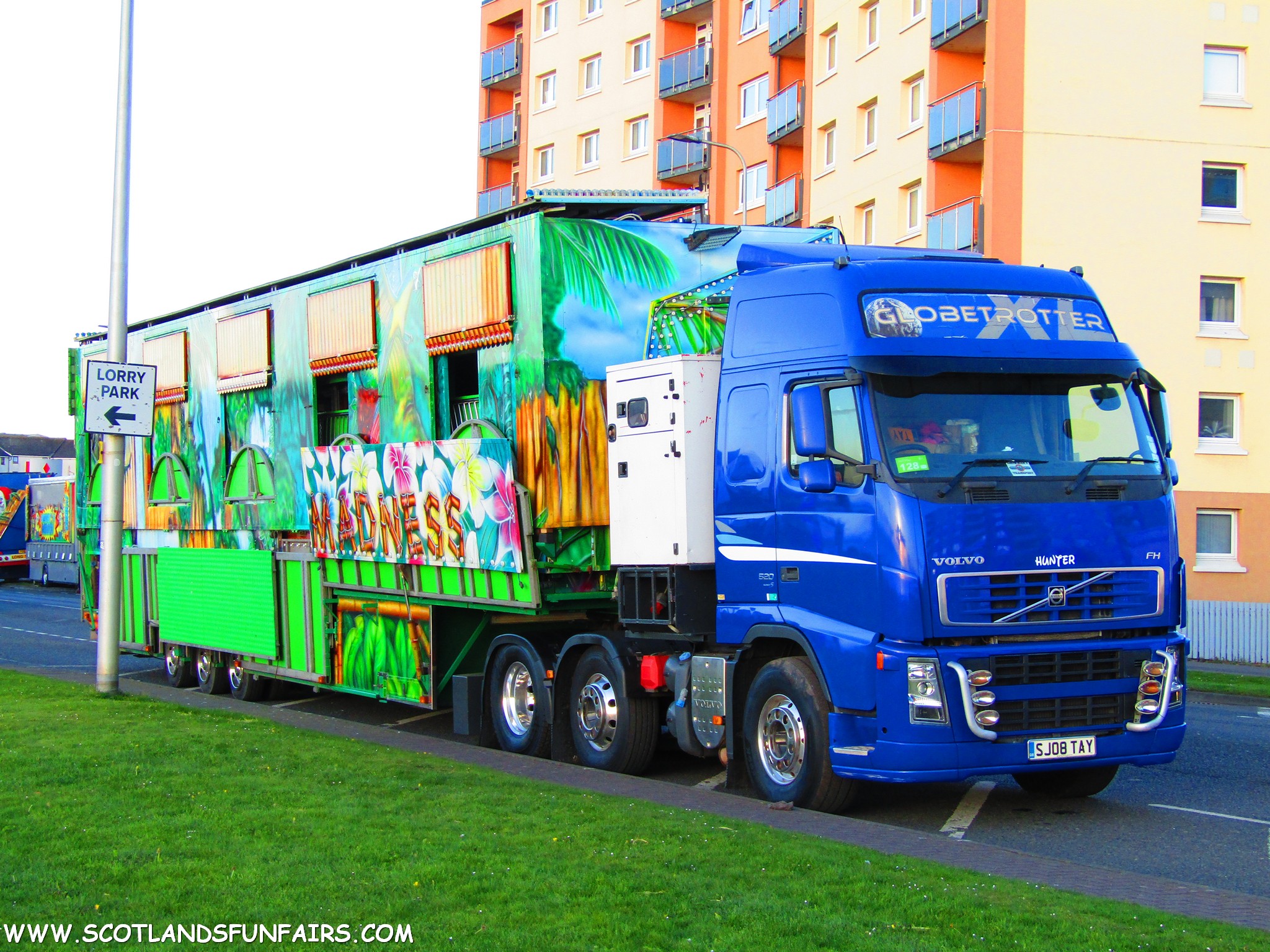 Dean Stirlings Funhouse Load