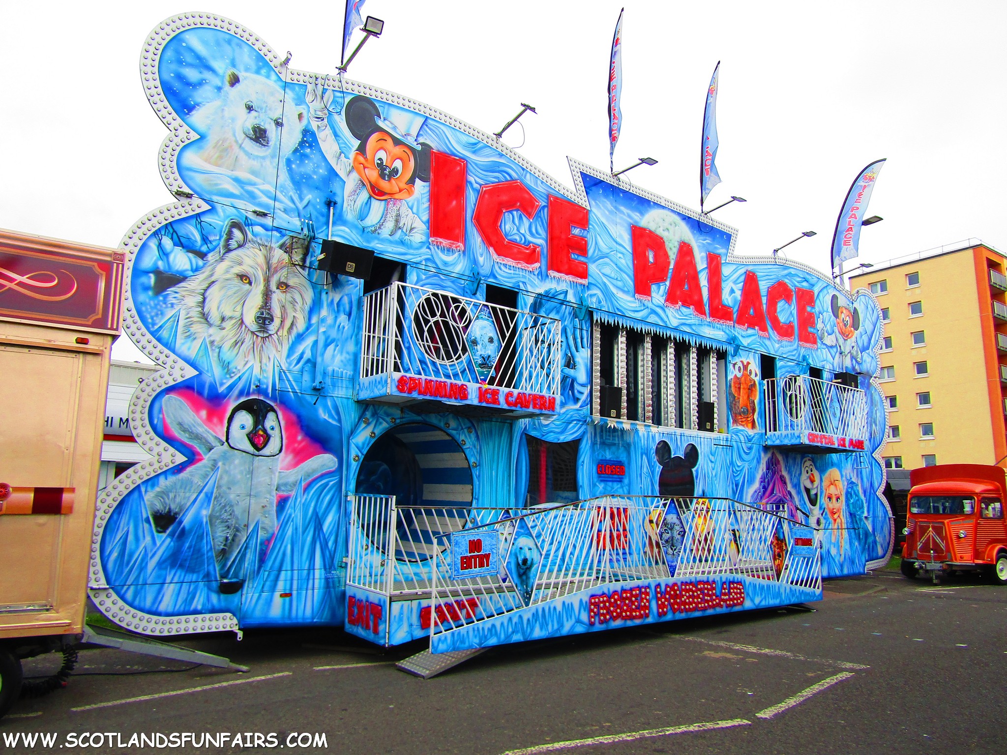 Thomsons Funhouse