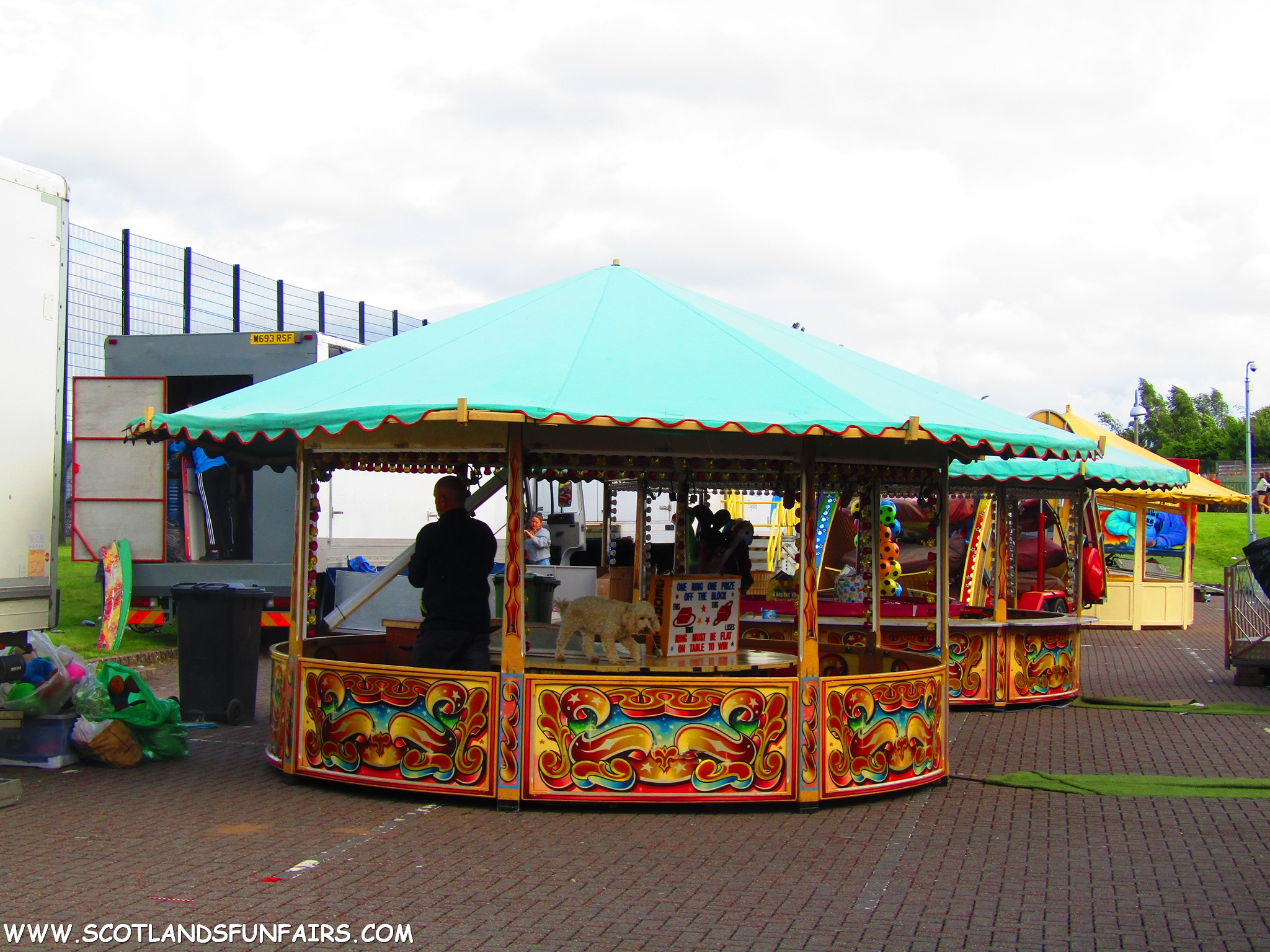 Mitchell Wilmtos Hoopla