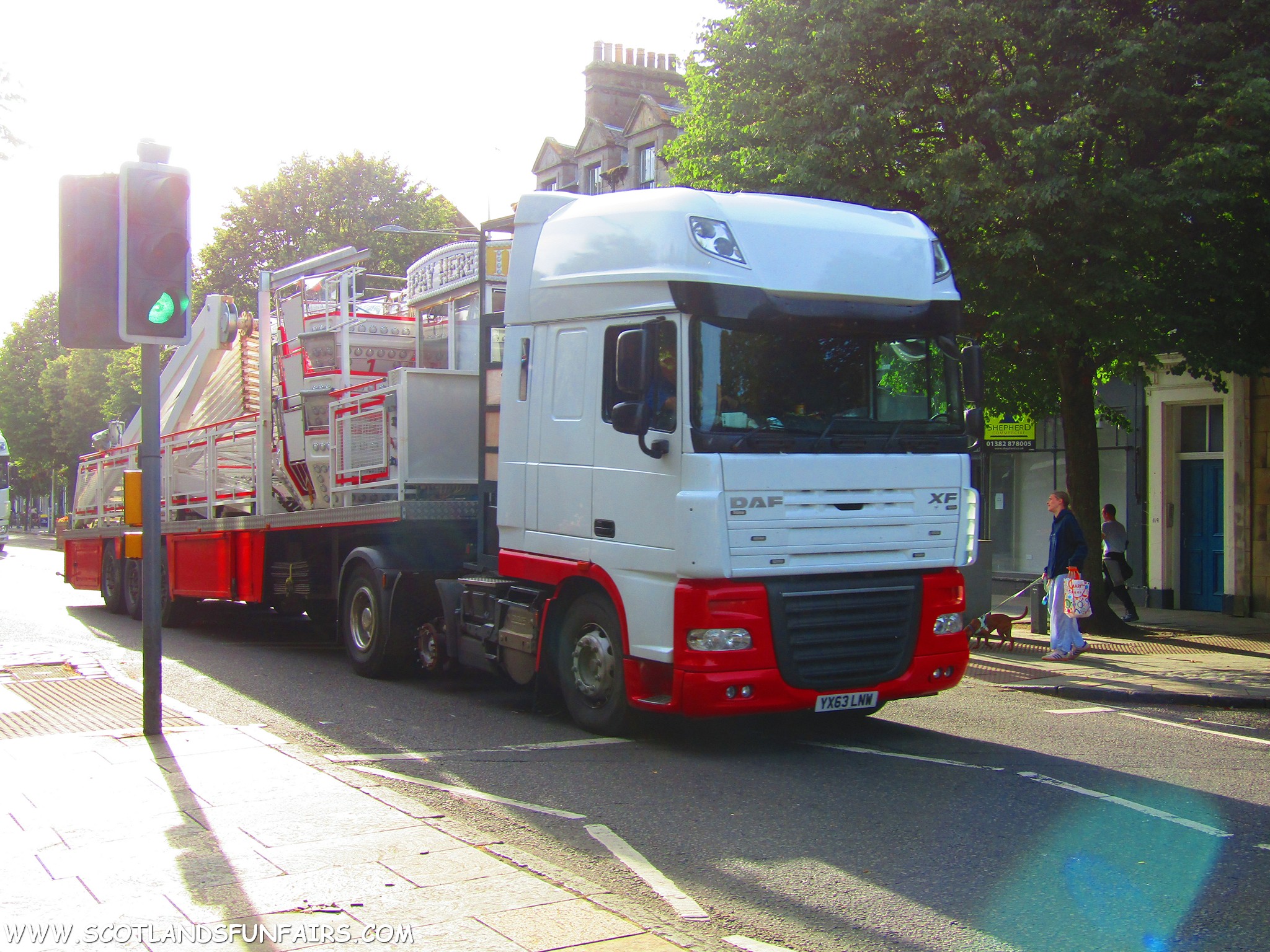 John Irvins DAF & Big Wheel Load