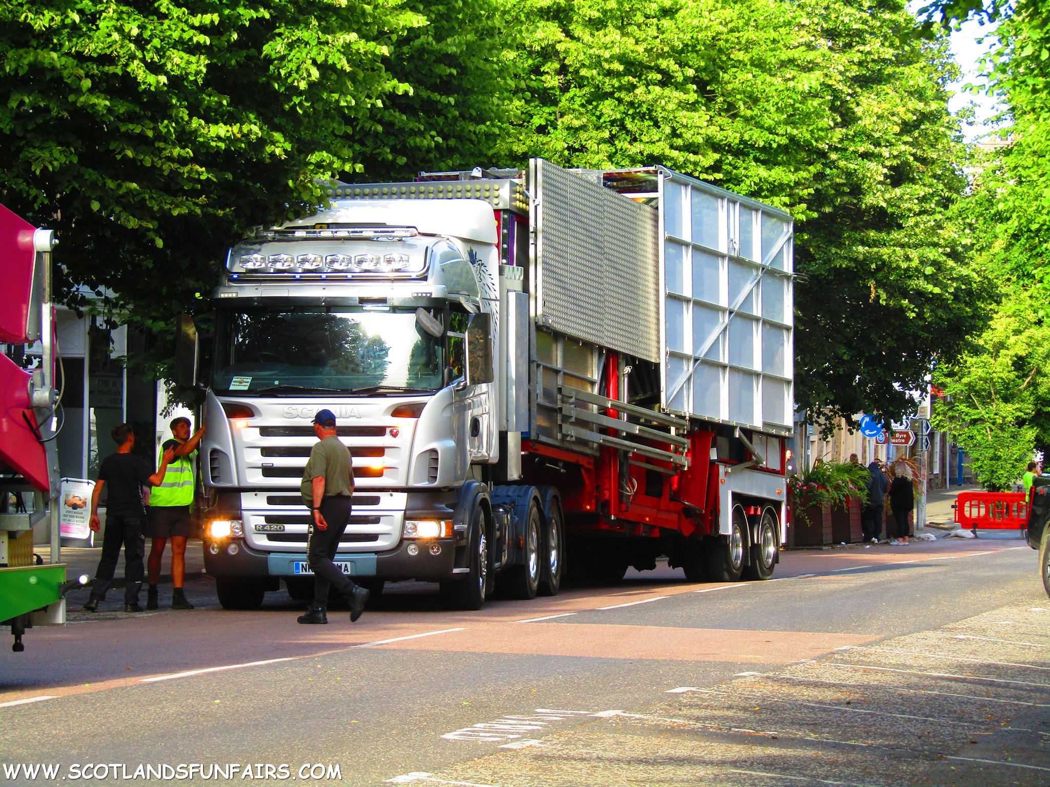 Martin Slaters Scania & Tagada Load