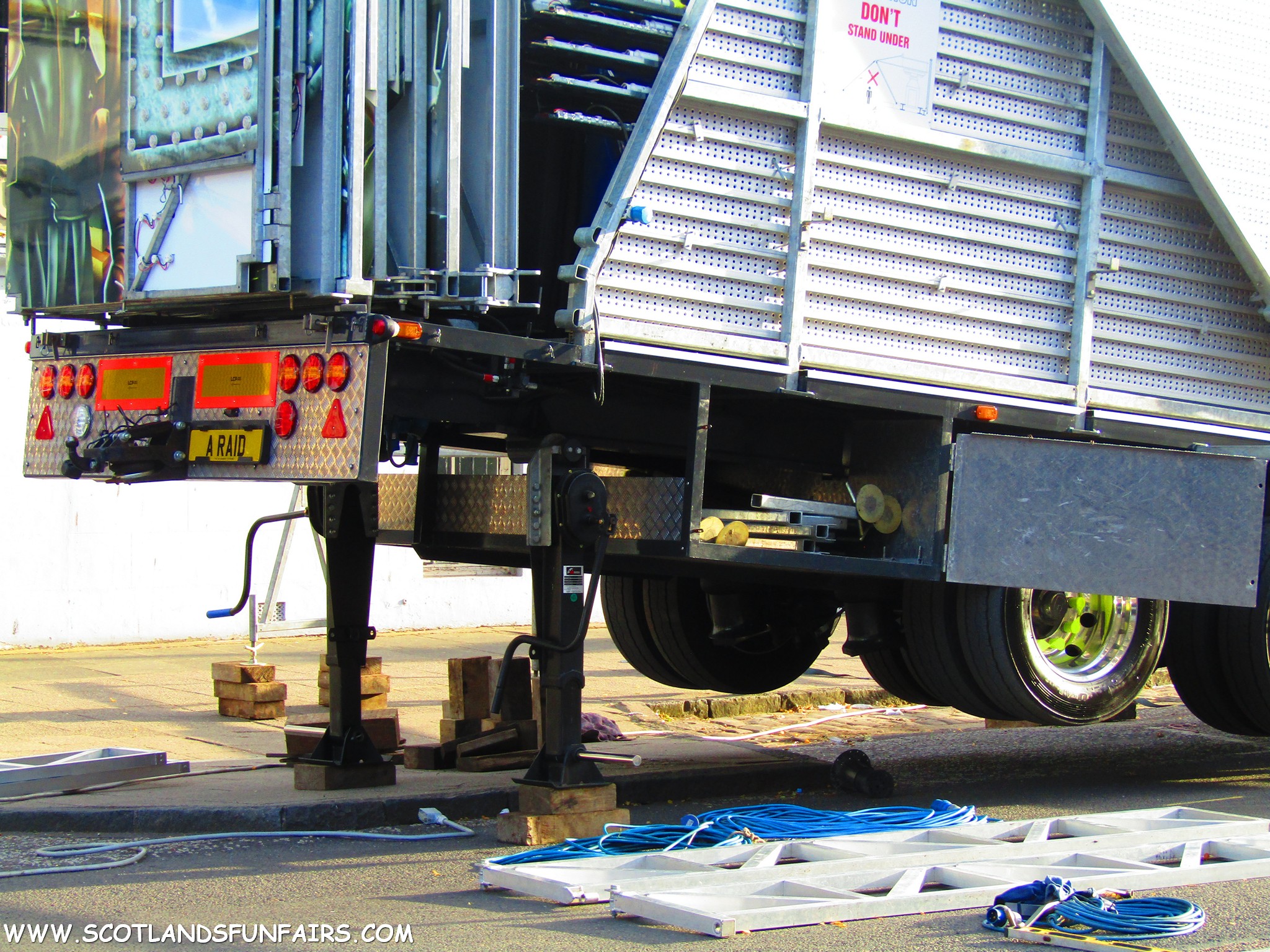 Mitchell Wilmots Extreme Building up