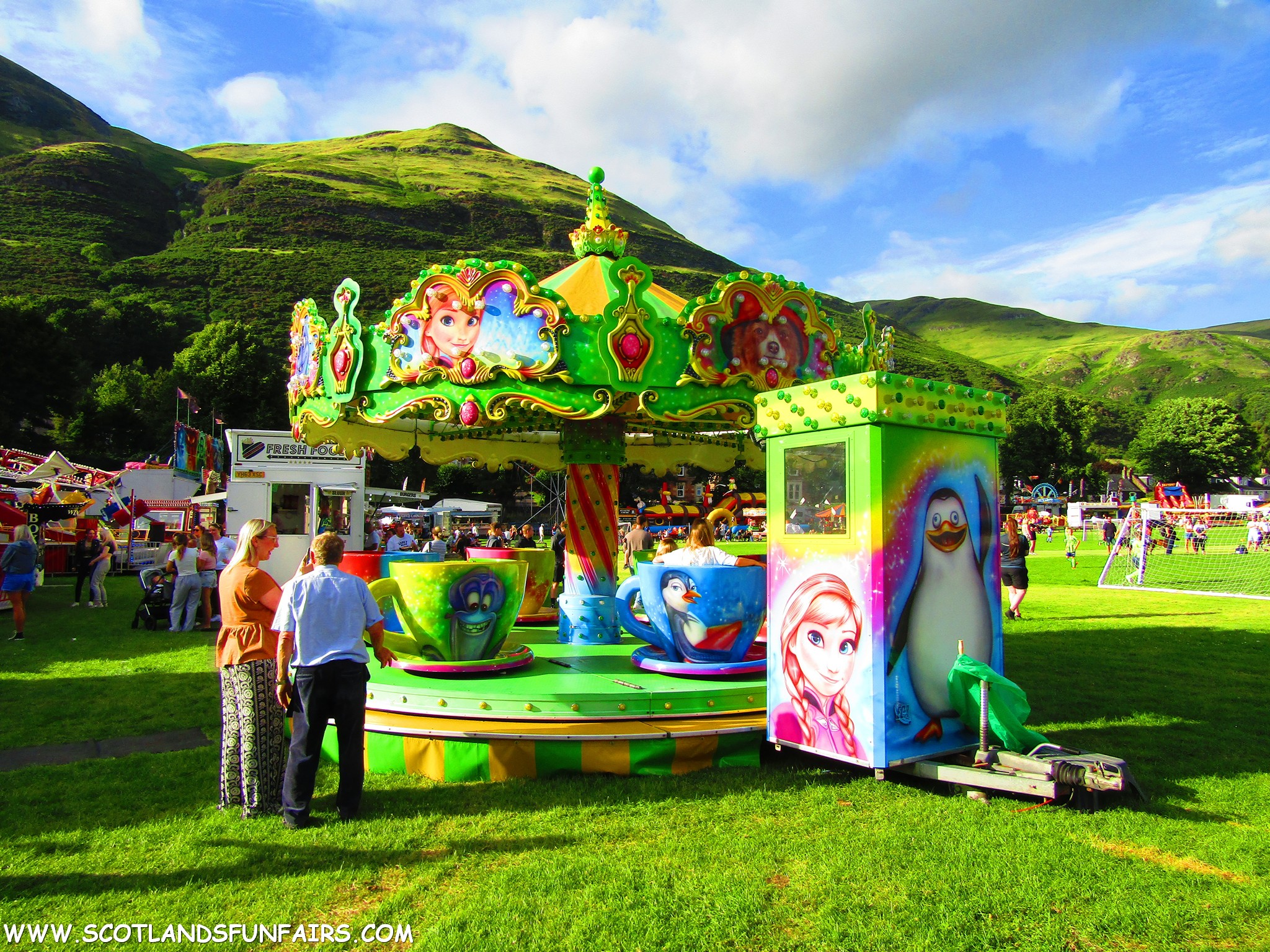 Victor Reeves Teacups