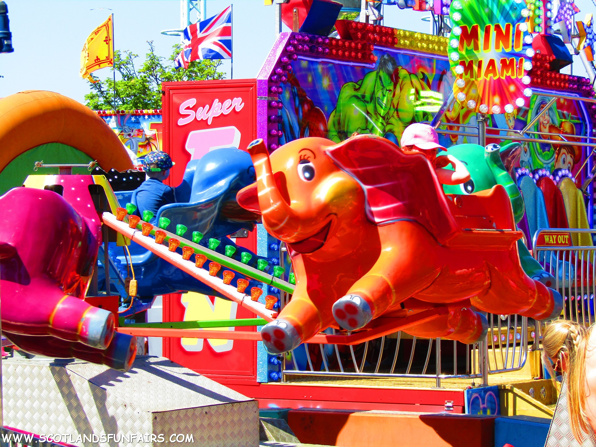 Fraser Coats Flying Dumbos