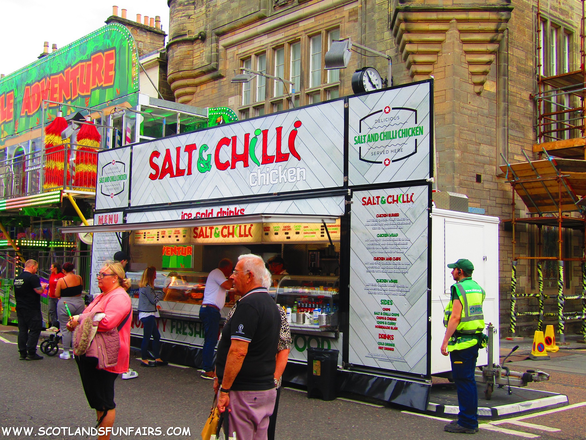 Aden Johnstones Kiosk