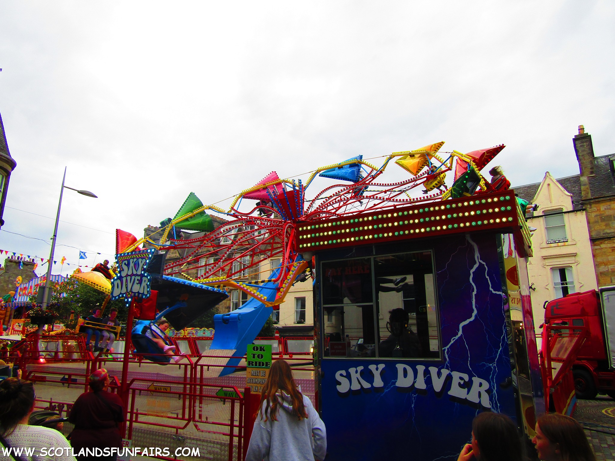 Christian Whites Skydiver