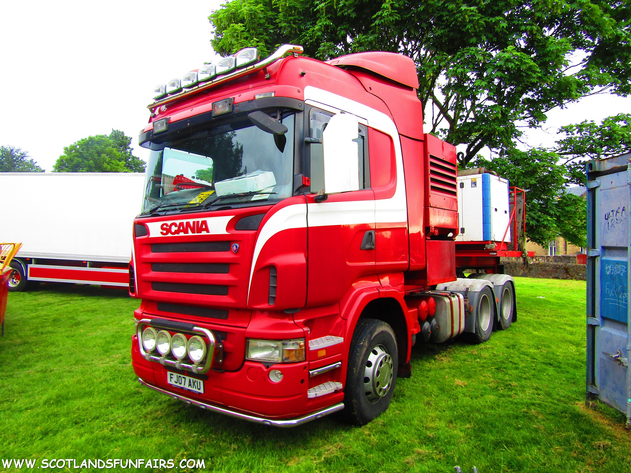 Sheldon Johnstones Skydiver Scania
