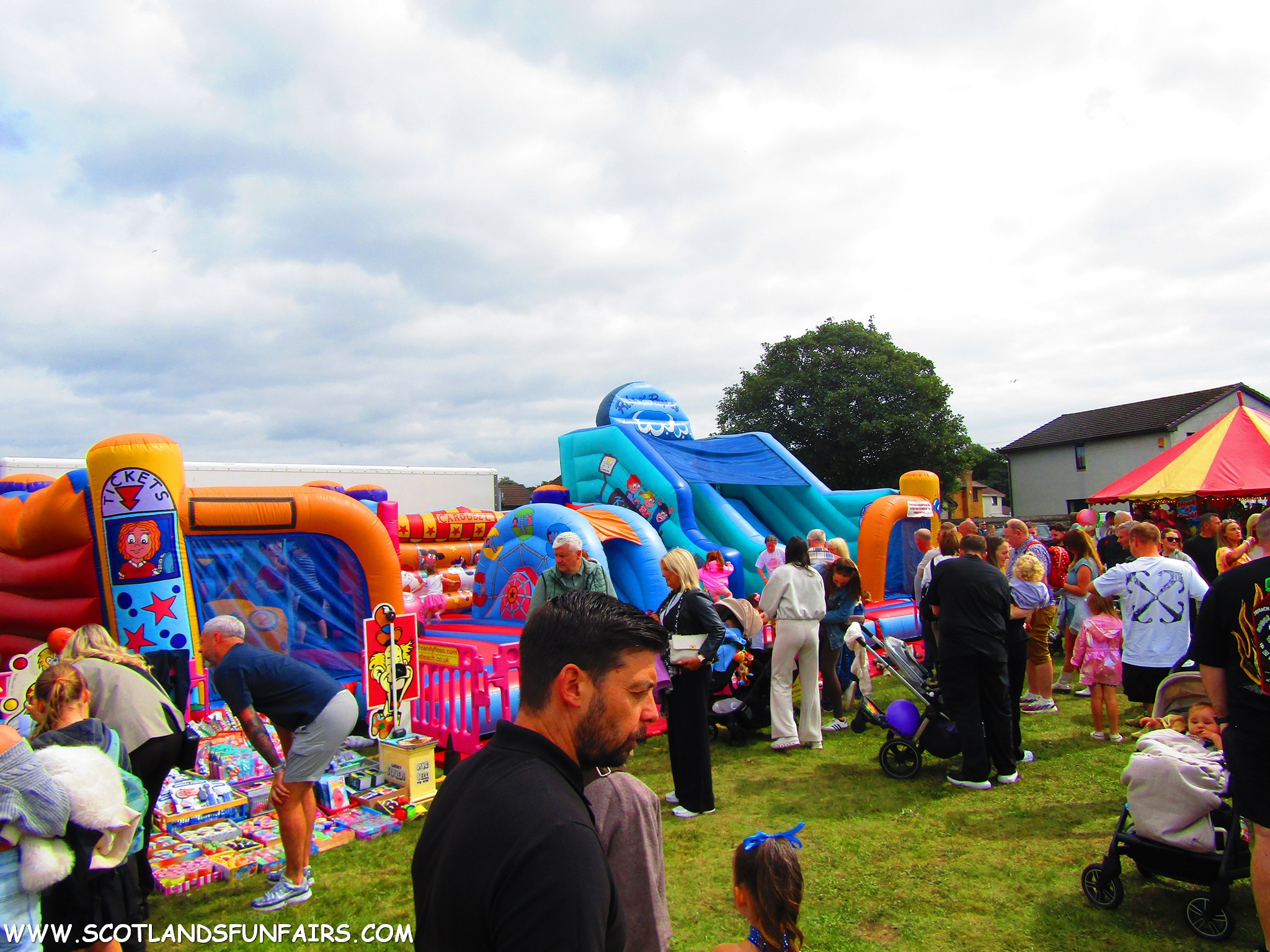 Allan Sharps Inflatable Playarea
