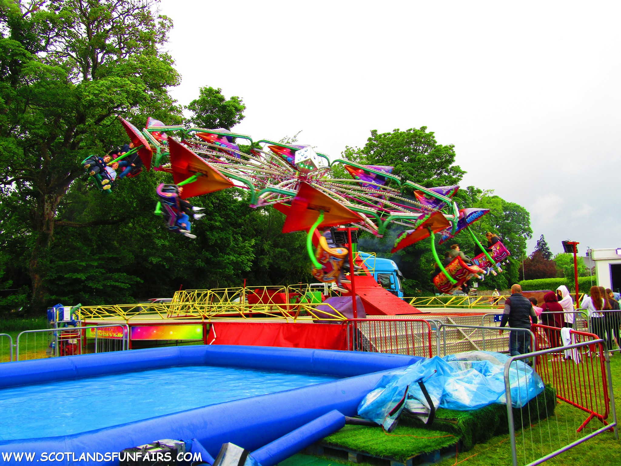 Grant Wallis's Skydiver