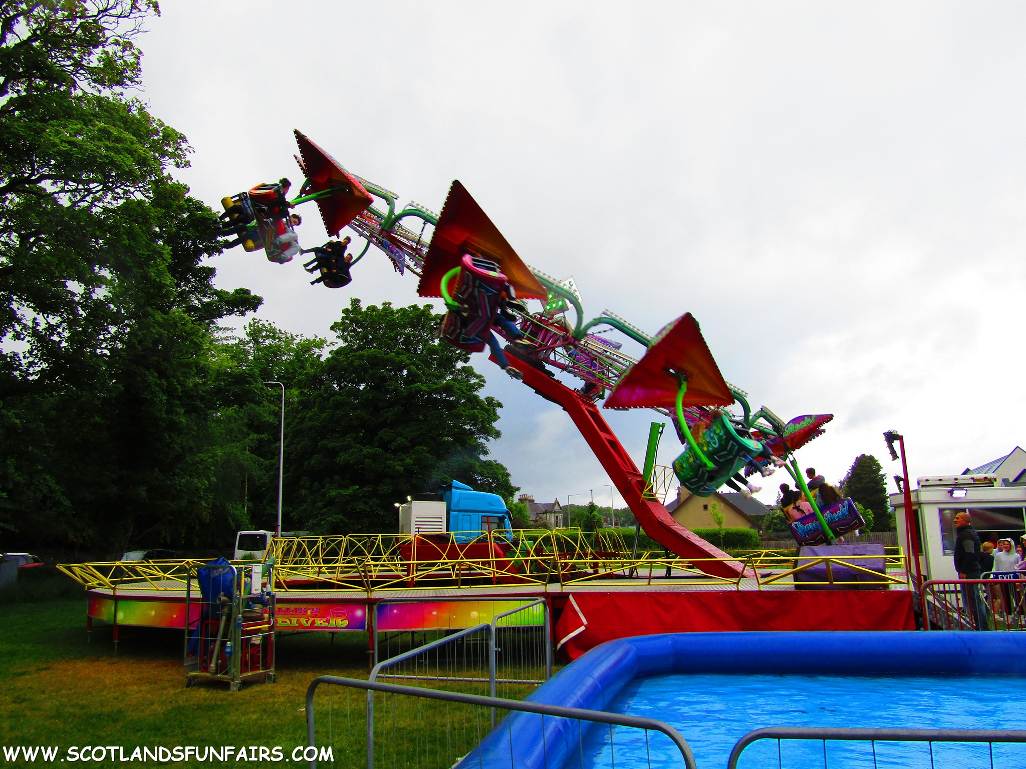 Grant Wallis's Skydiver