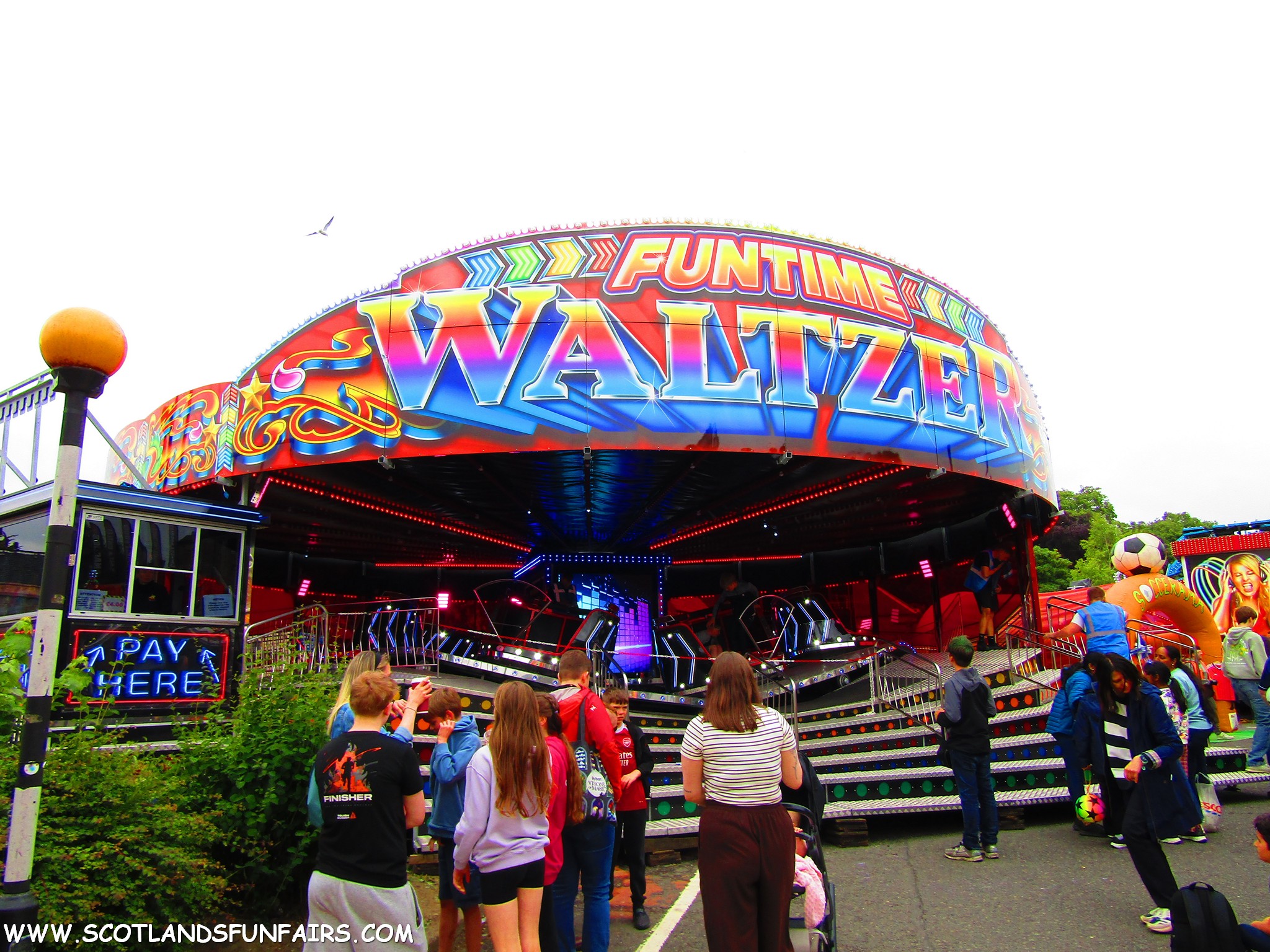 Zac Stringfellows Waltzer