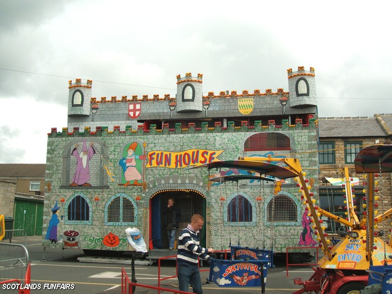 Alan Cowies Funhouse