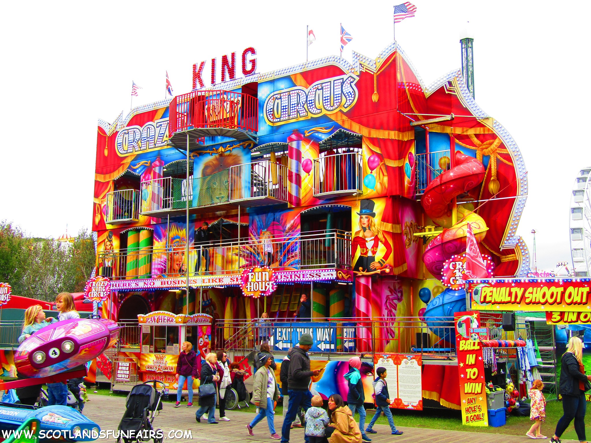 Tracey Maynes Funhouse