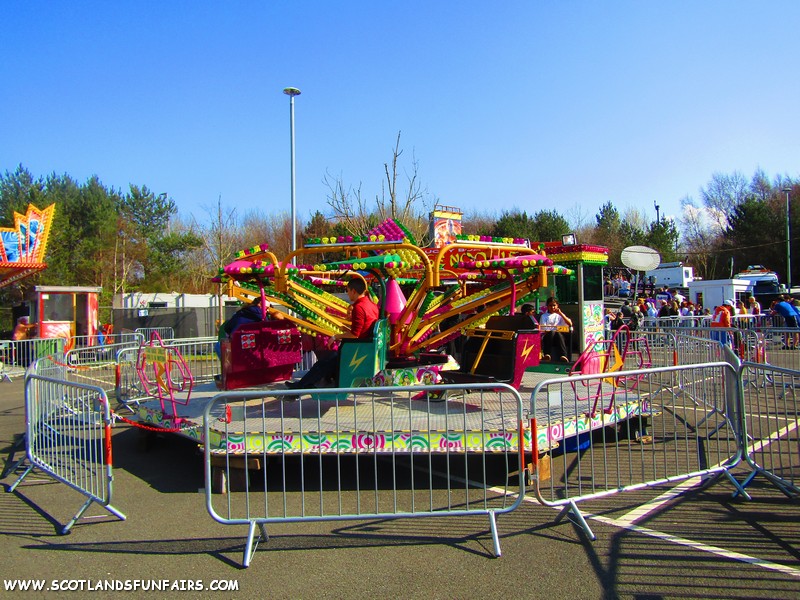 Sherman Wynns Mini Skydiver