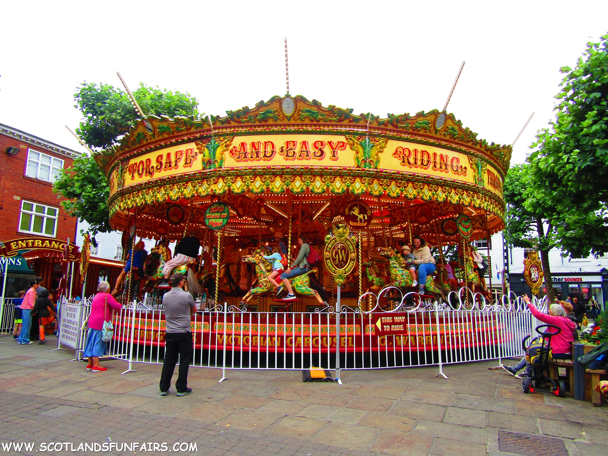 John Warringtons Gallopers