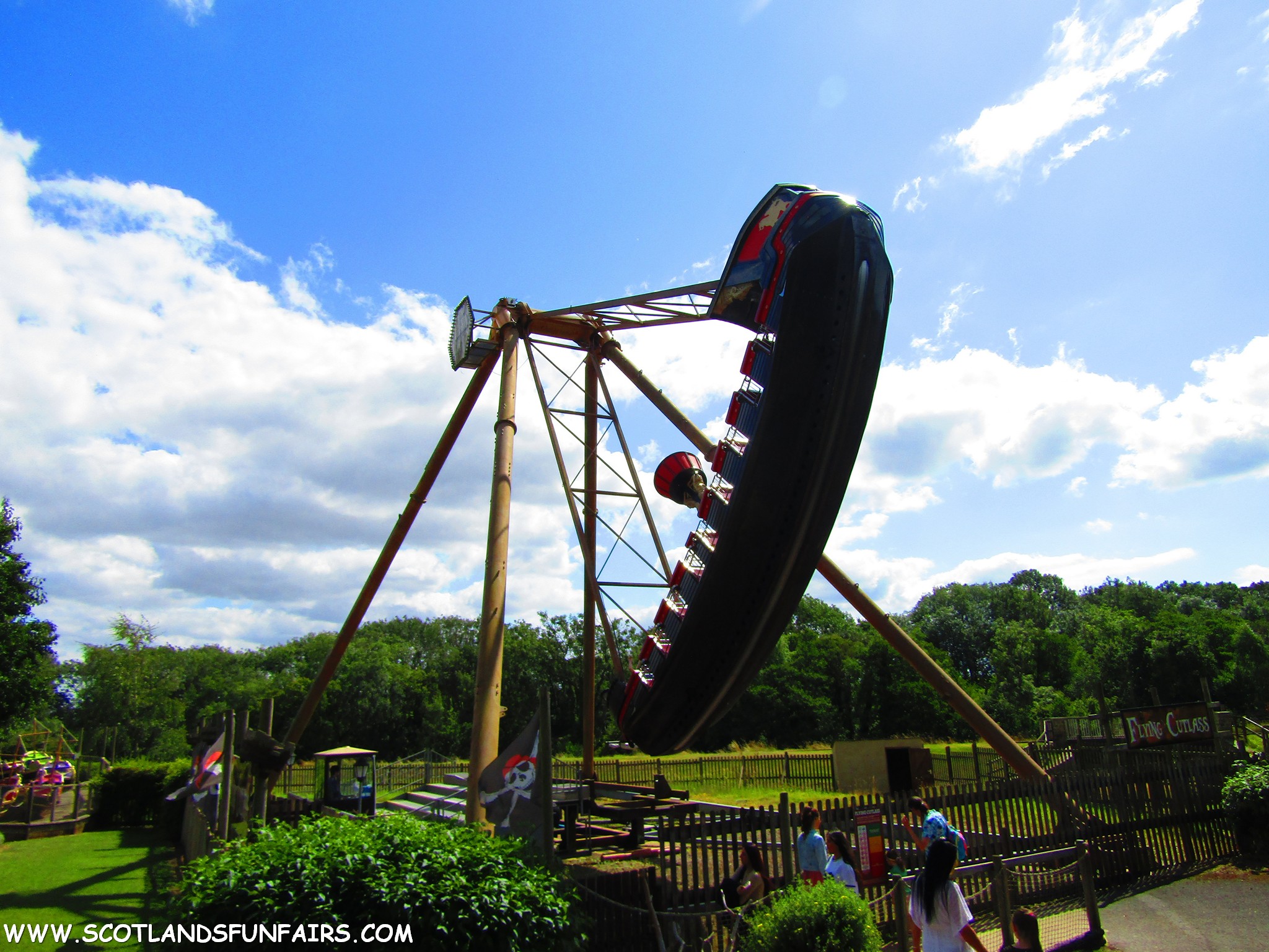 Lightwater Valleys Pirate Boat