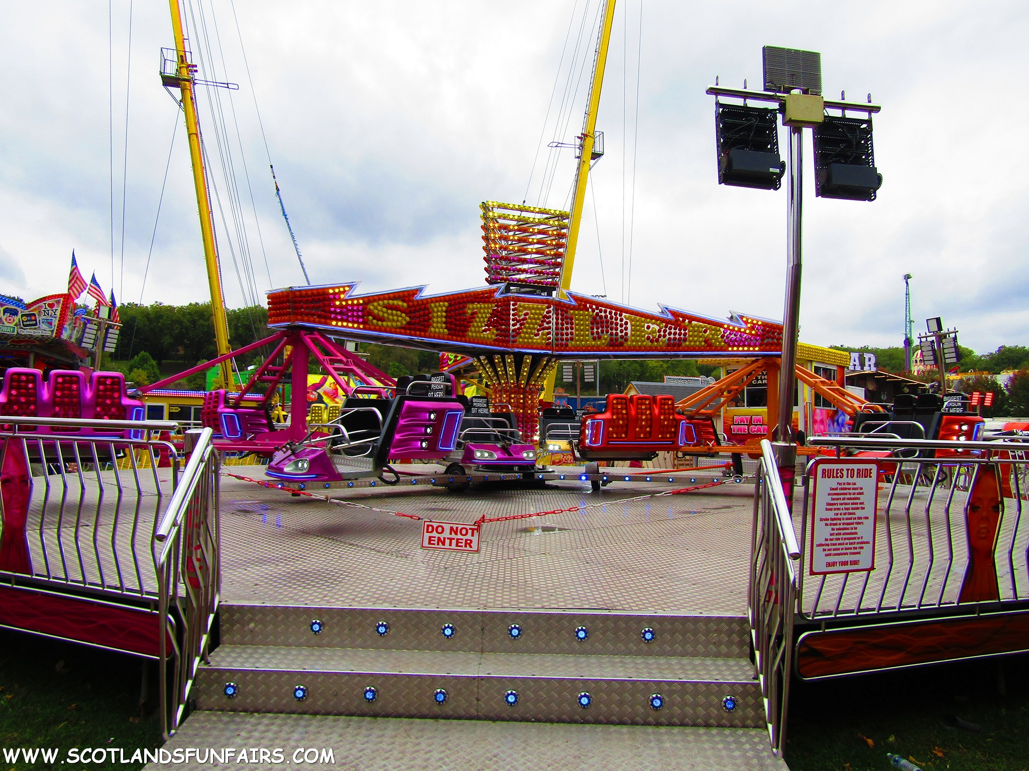 Samantha Hollands Twist