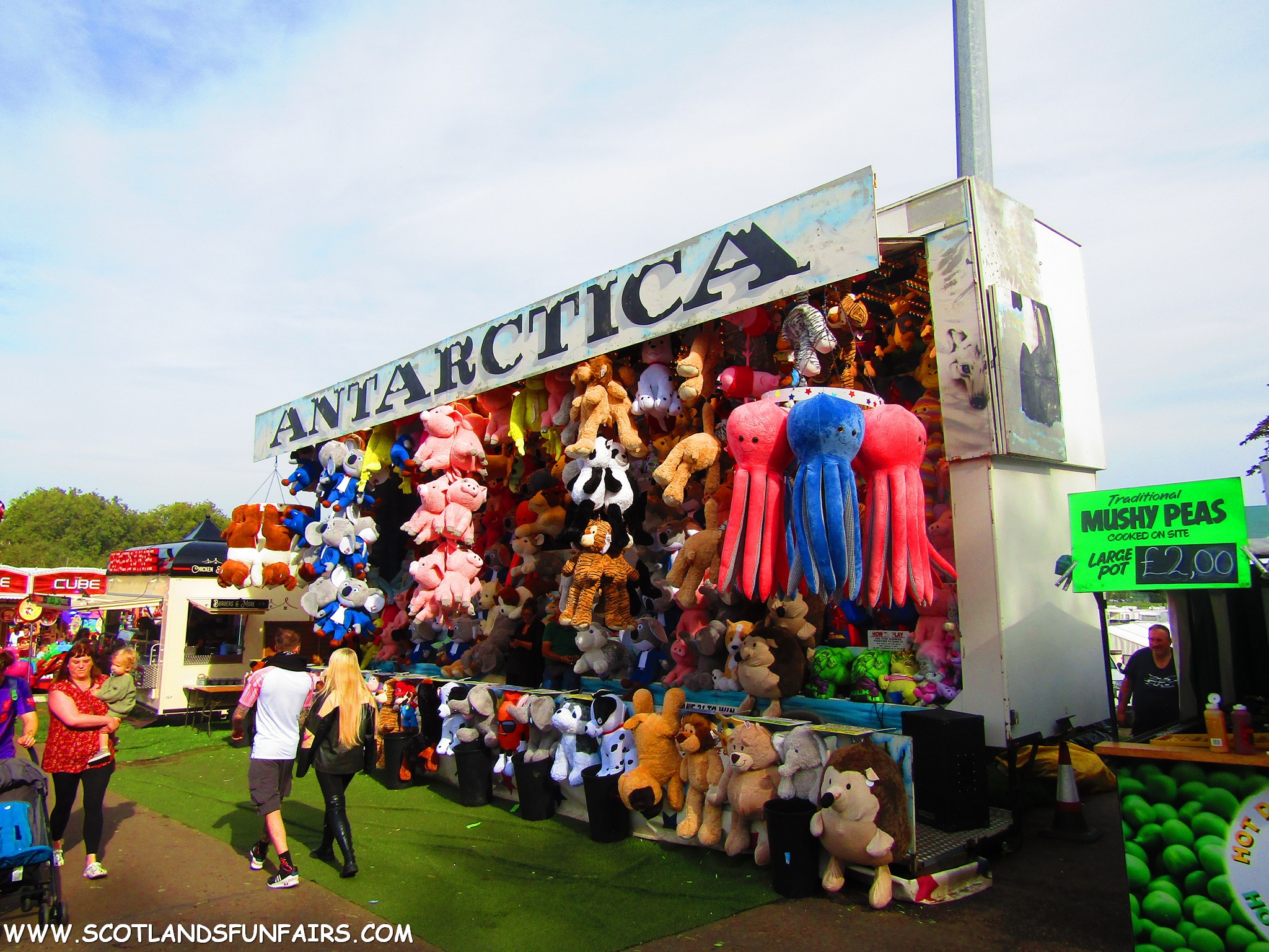 Clark Storeys Giant Pick